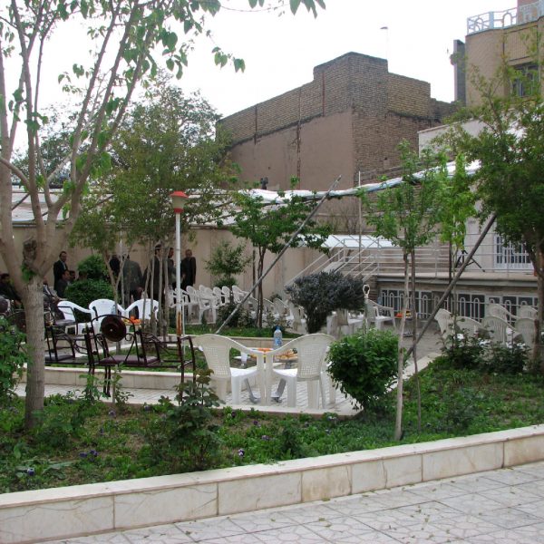 خیریه سالمندان احمدیان