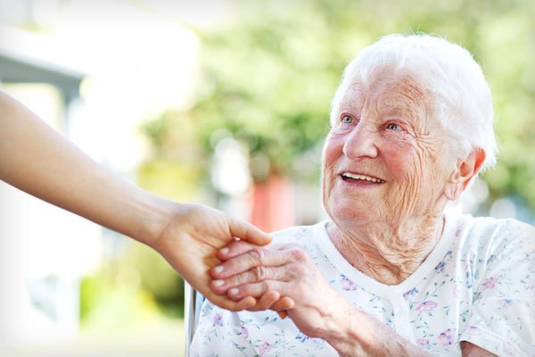 حفظ دلبستگی سالمندان به زندگی