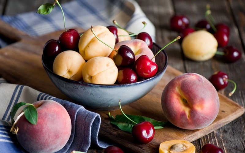 میوه‌های بهاری مناسب سالمندان